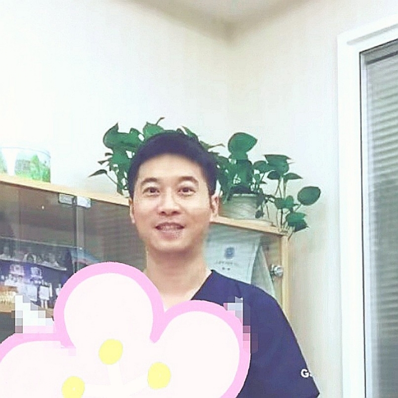 大手牵小手的第二张照片--浙江交友中心