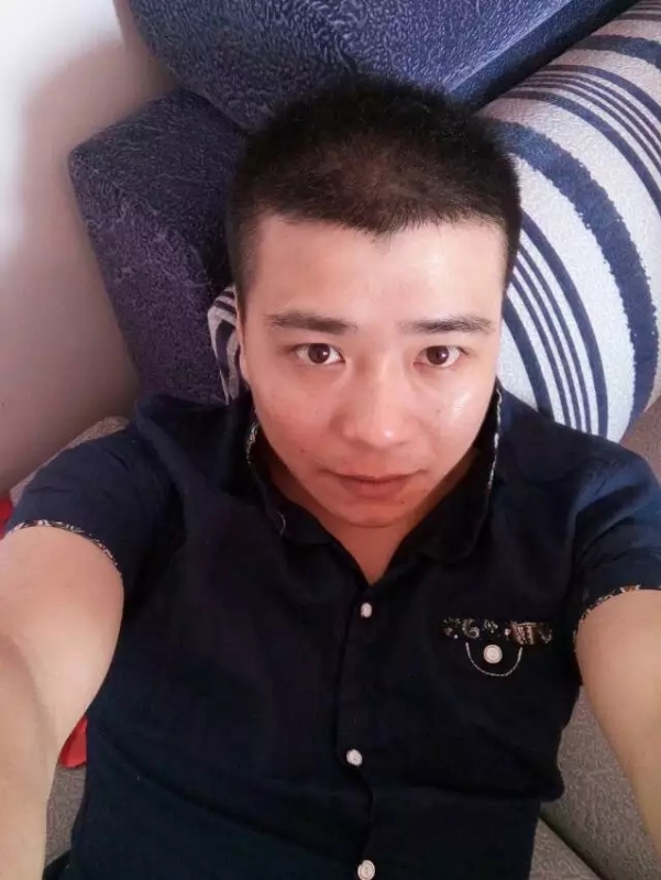 漫步的面包的第一张照片--浙江交友中心