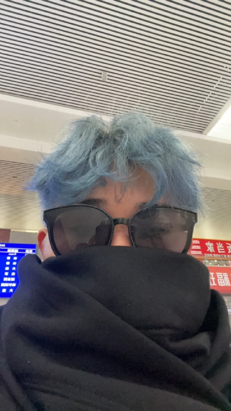 平行线的第一张照片--浙江交友中心