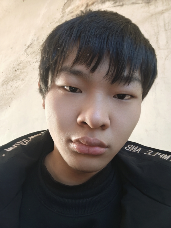 台子的第一张照片--浙江交友中心